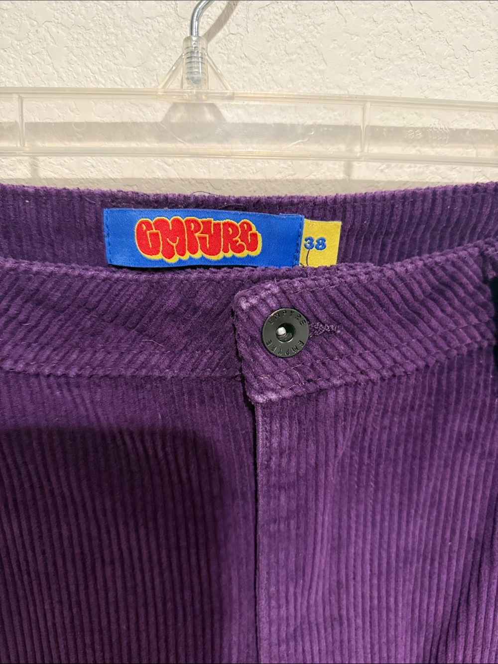 Empyre-  purple corduroy Men’s size 38/29 full length 43 pants